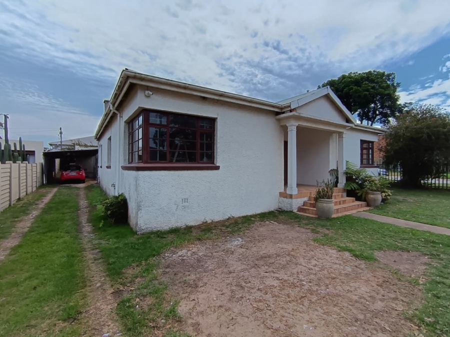 To Let commercial Property for Rent in Newton Park Eastern Cape